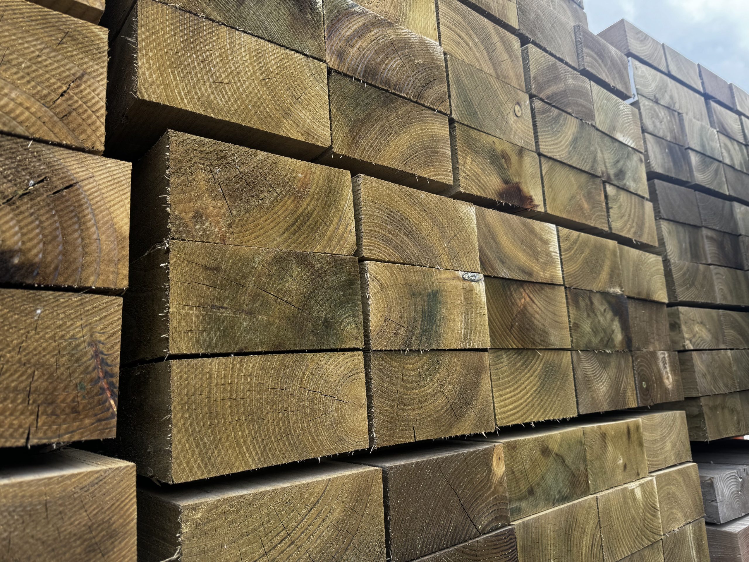 Green Treated Sleepers - 2.4x200x100 - Image 2