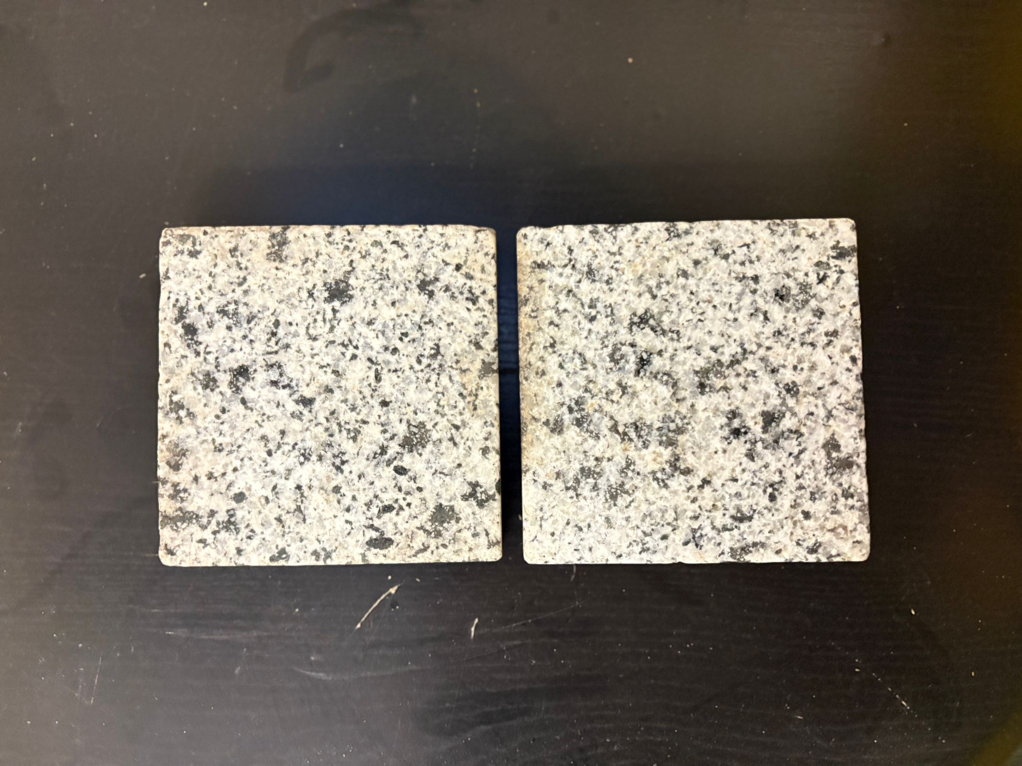 Silver Granite Egyptian 100x100 cobbles