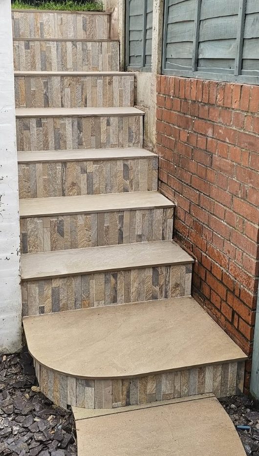 Cubics Beige Porcelain wall tiles